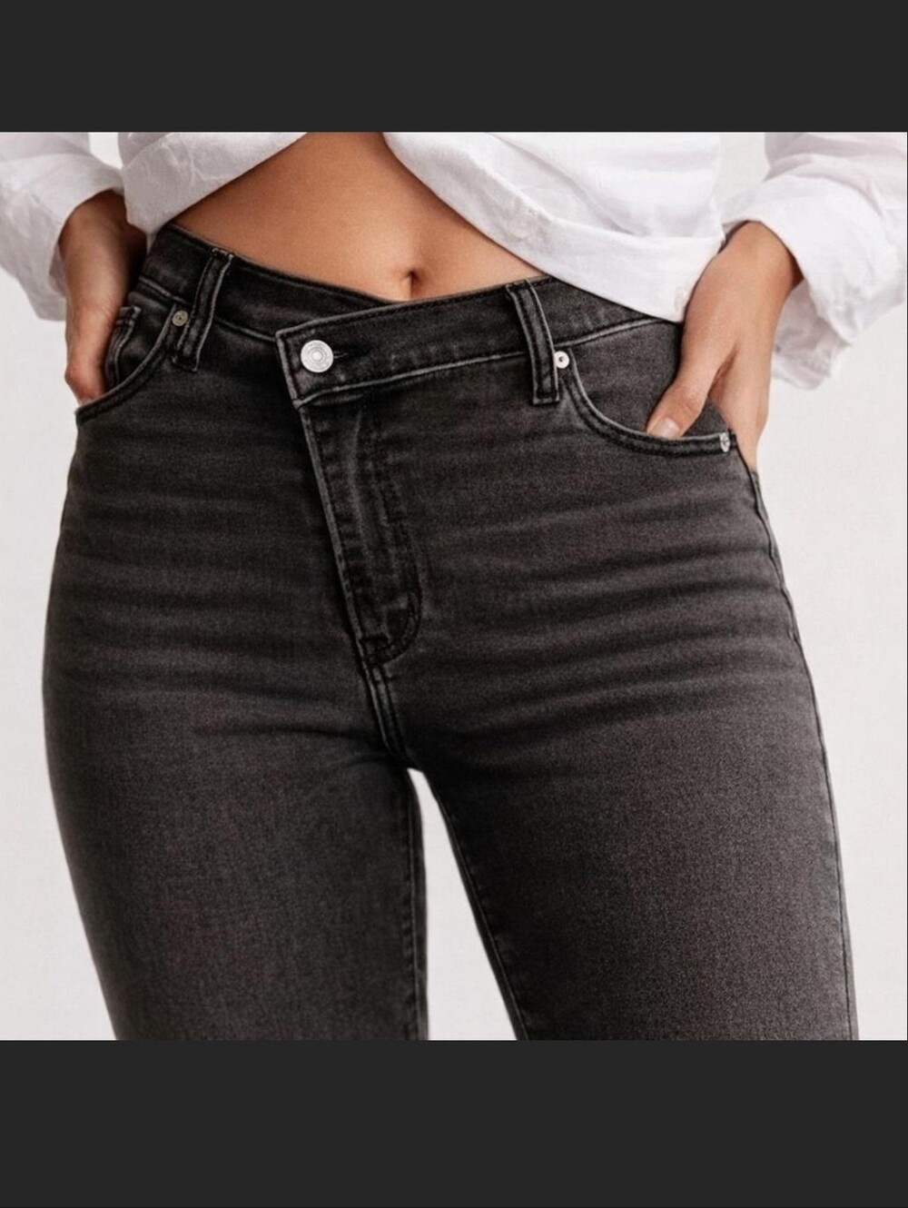 Abercrombie & Fitch The 90s Slim Straight Ultra High Rise Crossover Jeans 26/ 2L